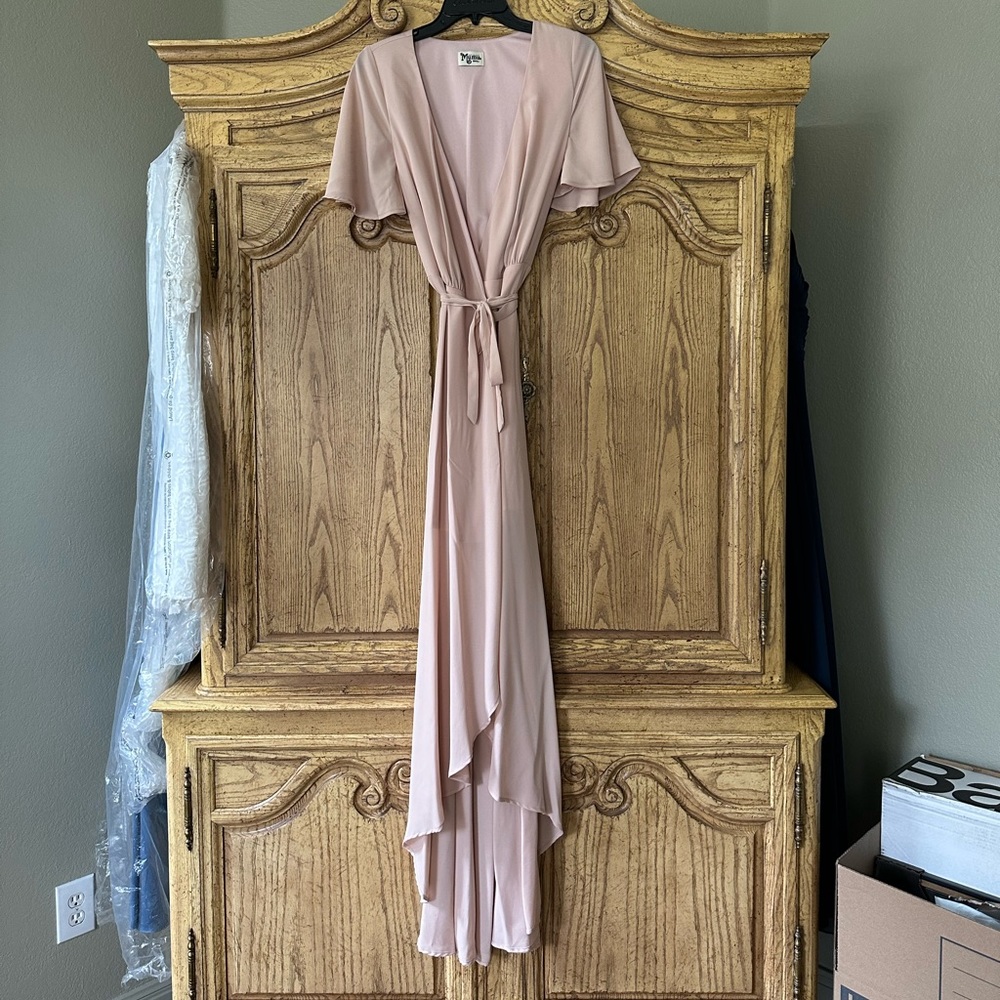 Show Me Your Mumu Flutter Sleeve Wrap Dress - Picture 4 of 7